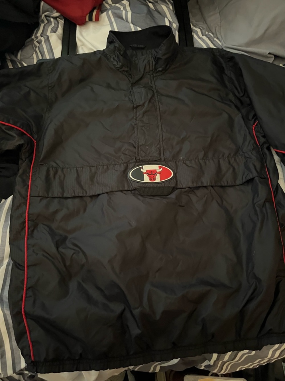 Black Chicago Bulls Pullover Jacket with Red Trim